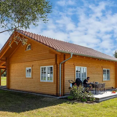 Airpark Ranch Casa de Férias Lärz